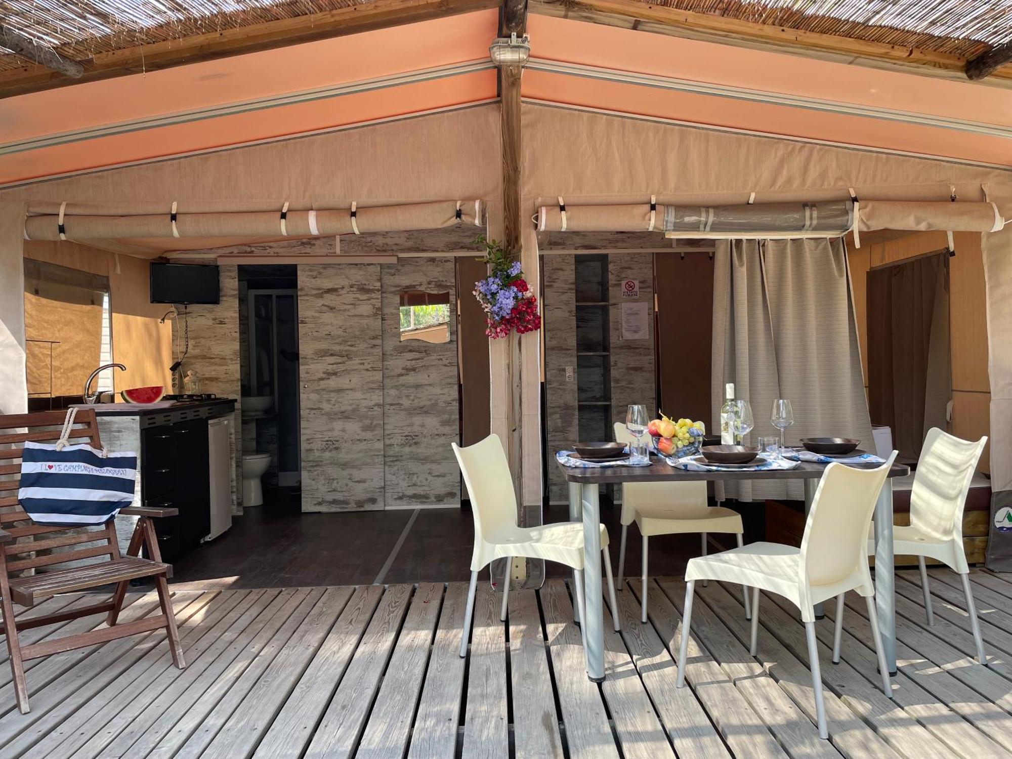 Camping I Melograni Marina Di Bibbona Exterior foto