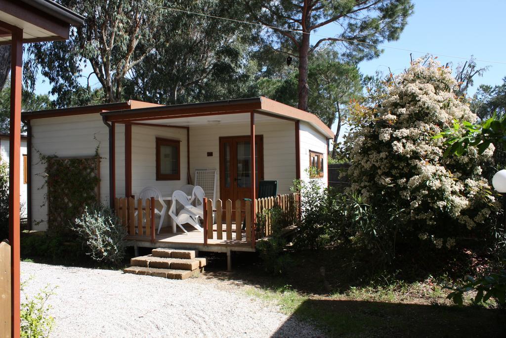 Camping I Melograni Marina Di Bibbona Cameră foto